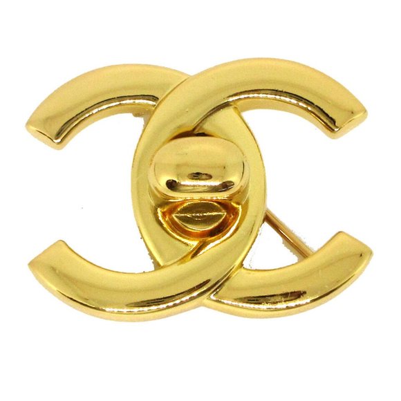 Auth Chanel Turnlock Brooch Pin Gold Small - Picture 1 of 8